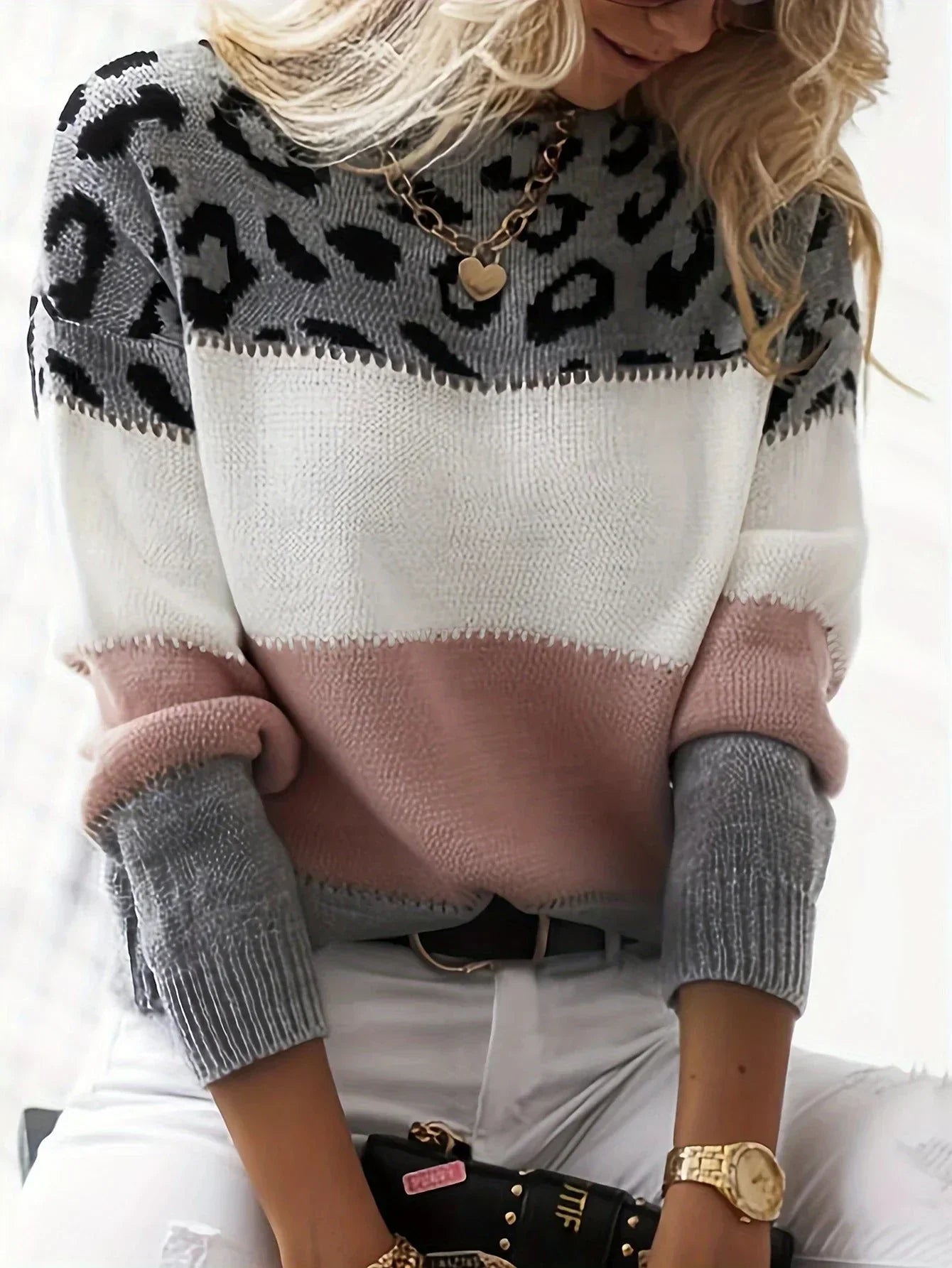 Chelsea - Stylish Leopard Sweater