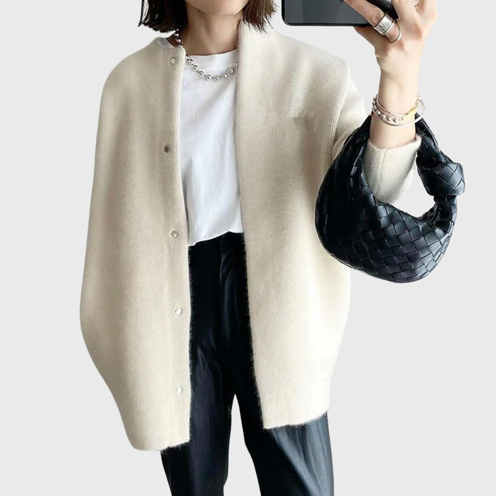 Chloé - Elegant Cashmere Cardigan