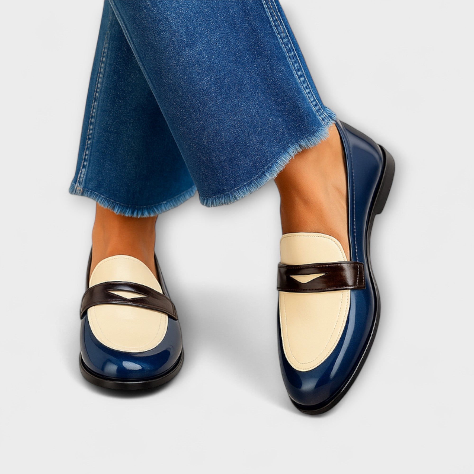 Claudia - Contrast Loafer